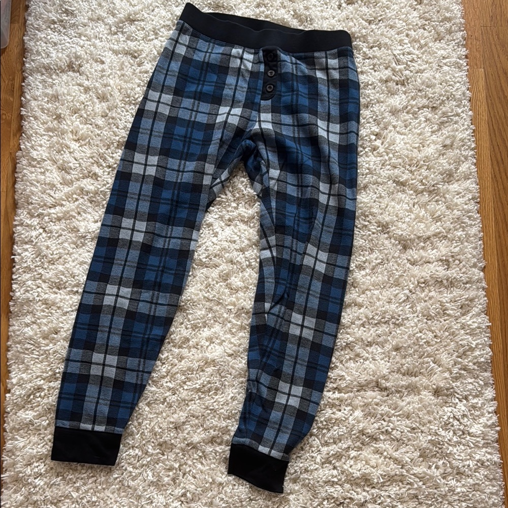 +UGG+ Gray Plaid Lounge Pajama Pants